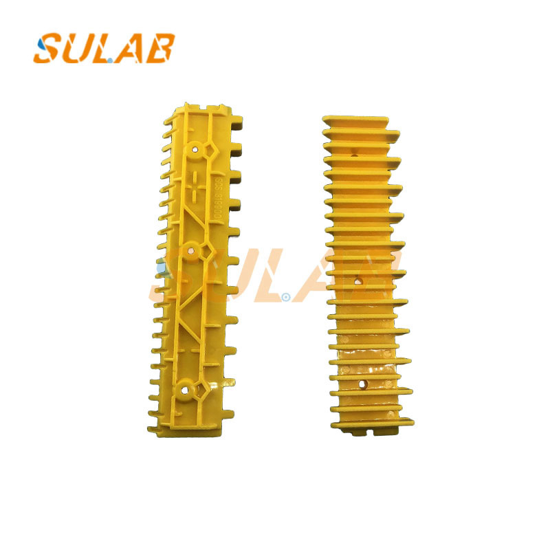 Yellow Plastic Step Demarcation Strip Escalator Spare Parts SCS 319900 319901 319902