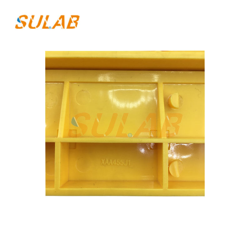 High-Grade ABS Plastic Escalator Step Demarcation Strip with 19-Tooth Snap-On Mounting and High-Brightness Yellow Safety Warning Edge for OTIS XAA455J1